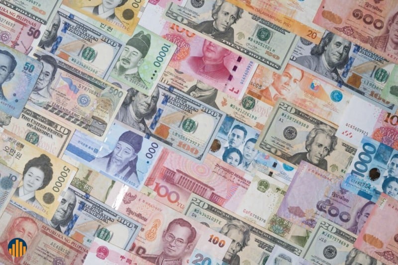روند ضعف ارزها در سایه رشد دلار