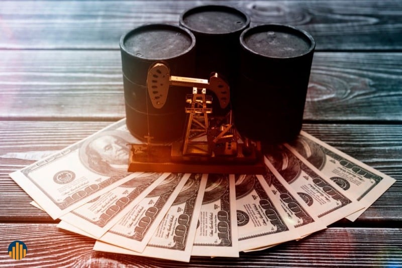 عقب‌نشینی دلار، حامی بهای نفت