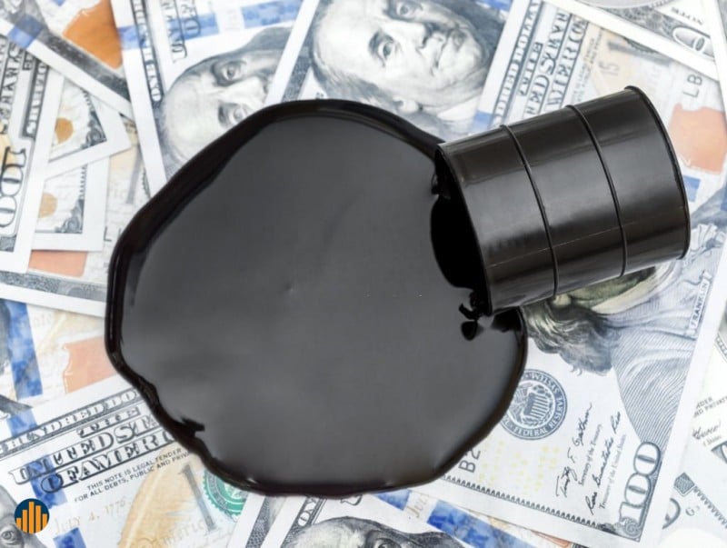 نفت خام در کف قیمت
